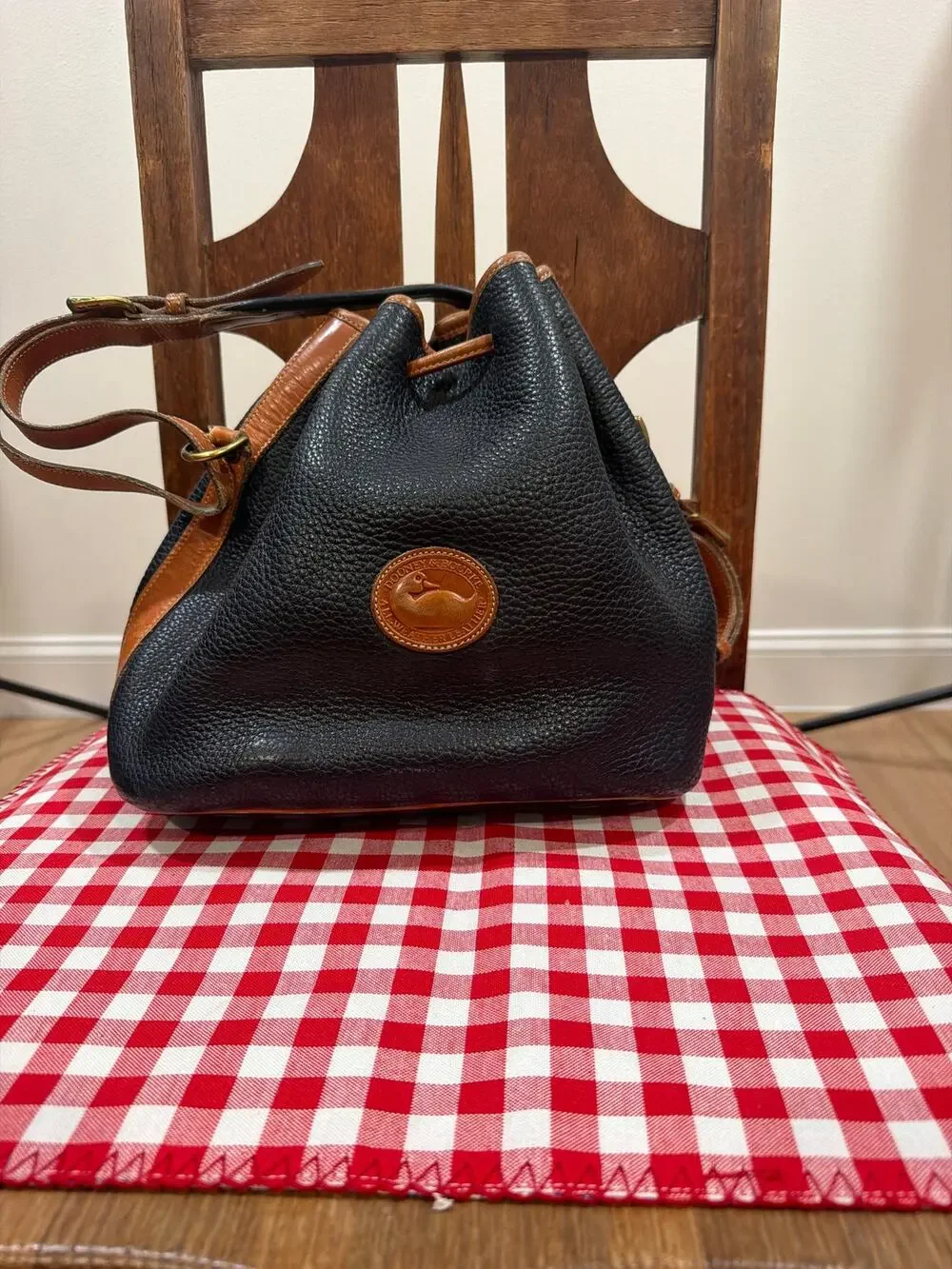 vintage Dooney & Bourke black pebbled leather
